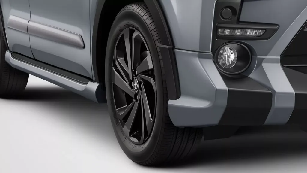 Toyota Raize GR Sport: стильный пакет Gazoo Racing без прибавки мощности