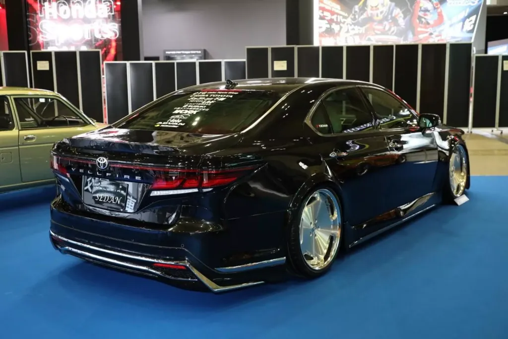Lexus Vellfire Sedan Concept от NATS — необычный студенческий проект для Tokyo Auto Salon