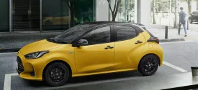 Toyota Yaris и Toyota Yaris Cross для Японии обновили оснащение: больше экран, меньше электроники
