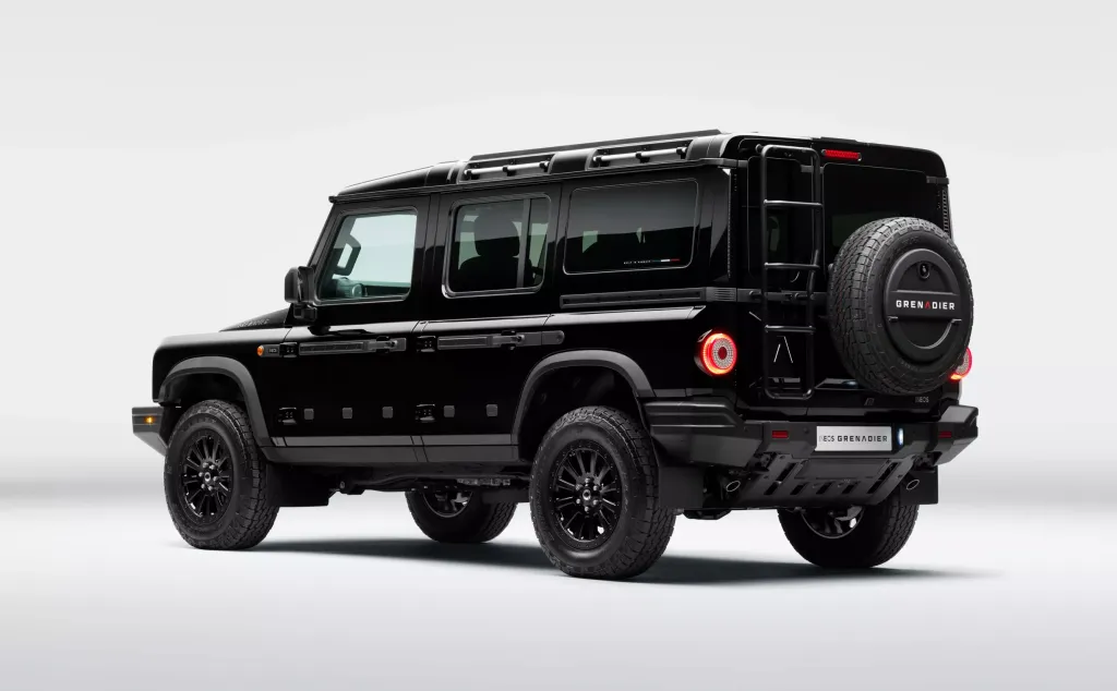 neos Grenadier 2026 получил новое рулевое управление и версию Black Edition без прибавки к цене