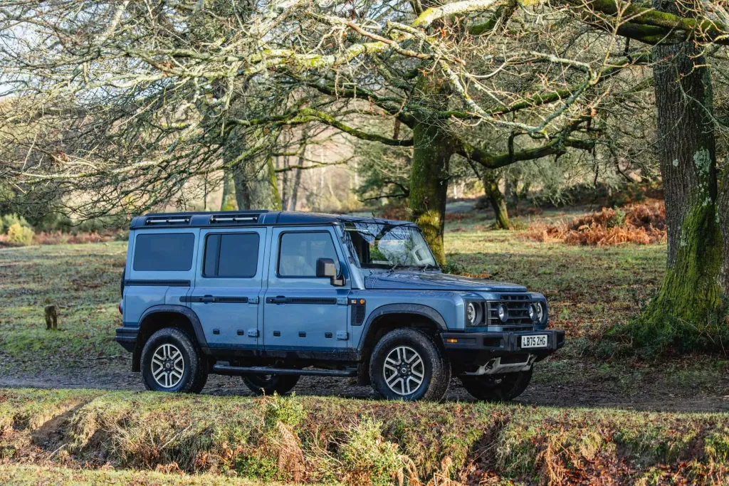 neos Grenadier 2026 получил новое рулевое управление и версию Black Edition без прибавки к цене