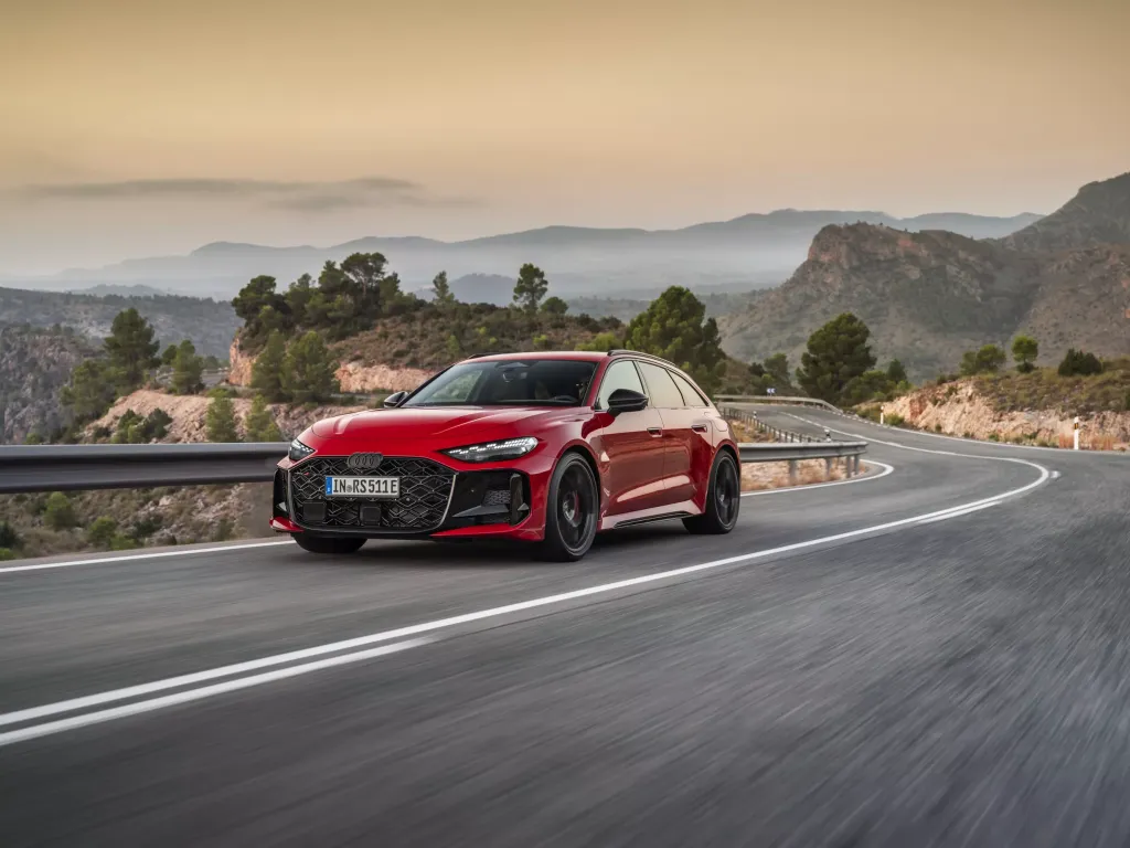 Новый Audi RS5 стал подзаряжаемым гибридом: 630 л.с., 0–100 за 3,6 с