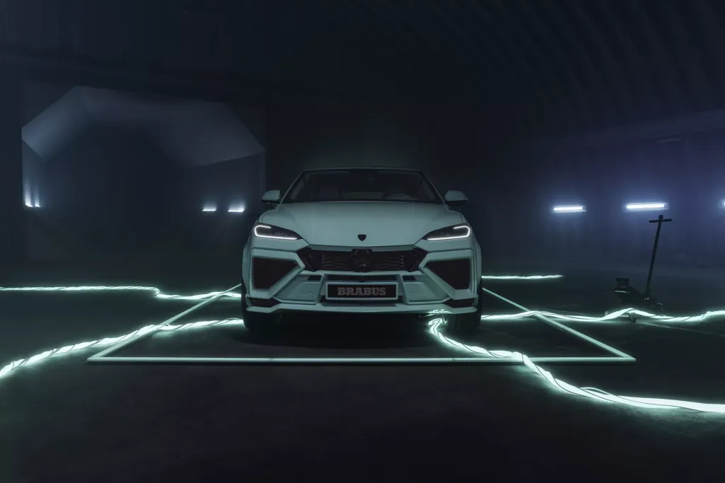 Brabus впервые взялся за Lamborghini Urus SE и сделал две версии на 900 л.с.