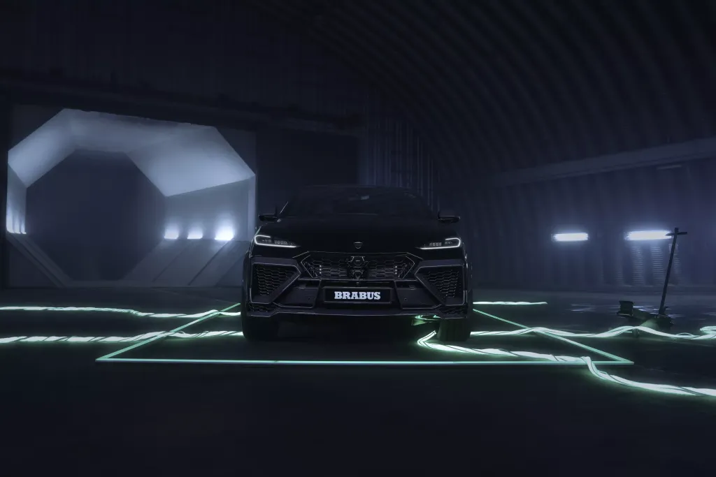 Brabus впервые взялся за Lamborghini Urus SE и сделал две версии на 900 л.с.