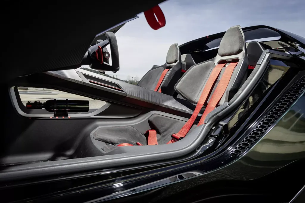 Volkswagen Golf GTI отмечает 50 лет: три безумных концепта из прошлого