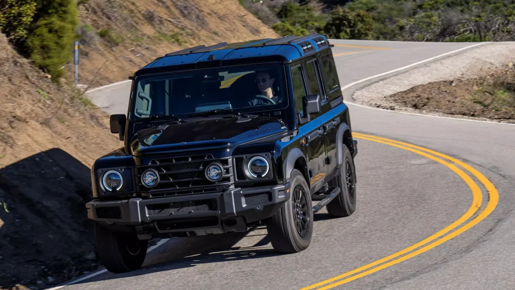 neos Grenadier 2026 получил новое рулевое управление и версию Black Edition без прибавки к цене