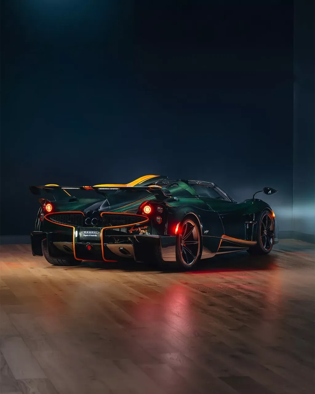 Pagani Huayra 70: три эксклюзивных купе к 70-летию Орасио Пагани и редкая «механика»