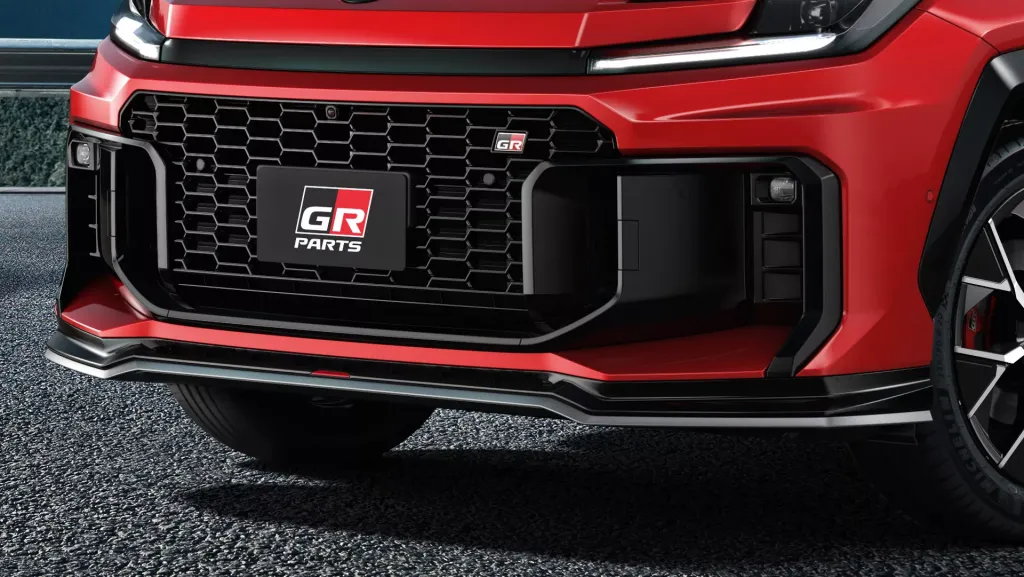 Toyota RAV4 GR Sport 2026: обвес TRD, новые колеса и доработки шасси