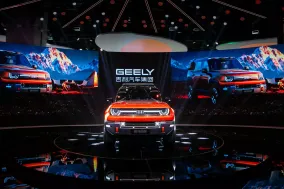 Geely Galaxy Cruiser готовится к дебюту: новый рамный по духу внедорожник с тремя электромоторами