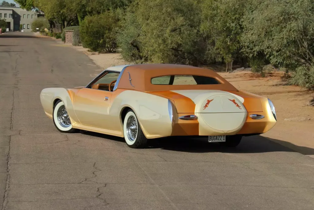 Lincoln Continental Mark IV Bugazzi: редкий «Линкольн» с гранитной отделкой салона