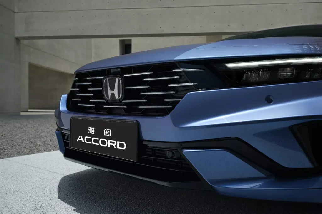 Honda Accord e:PHEV в Китае резко подешевел: скидка 100 000 юаней и лимит 1000 машин