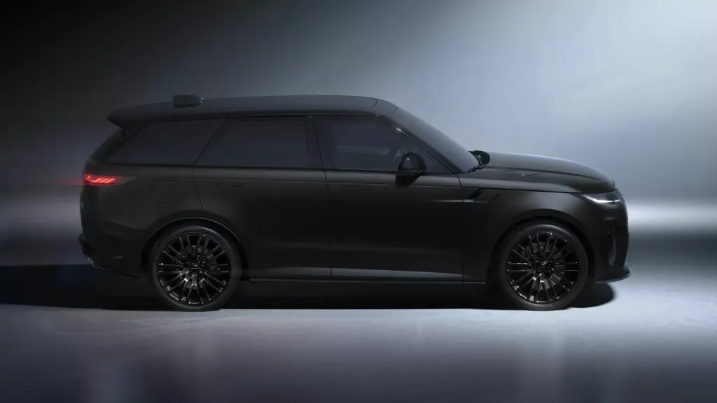 Range Rover Sport SV Ultimate Edition получил спецверсию в честь первого SVR