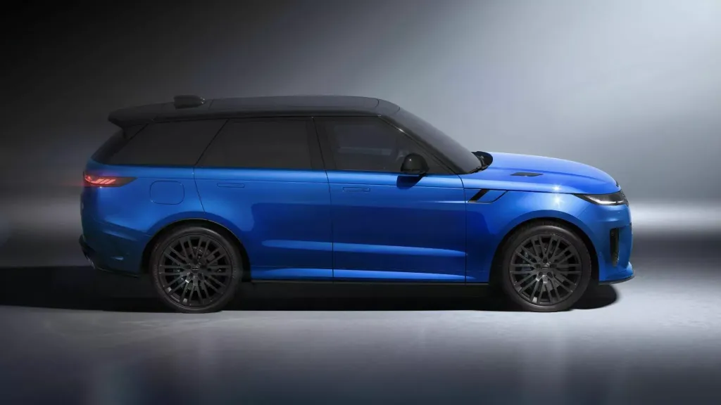 Range Rover Sport SV Ultimate Edition получил спецверсию в честь первого SVR