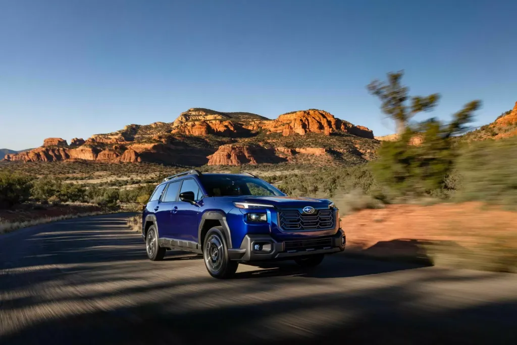 Subaru Outback 2026 впервые получил систему движения без рук на автомагистралях