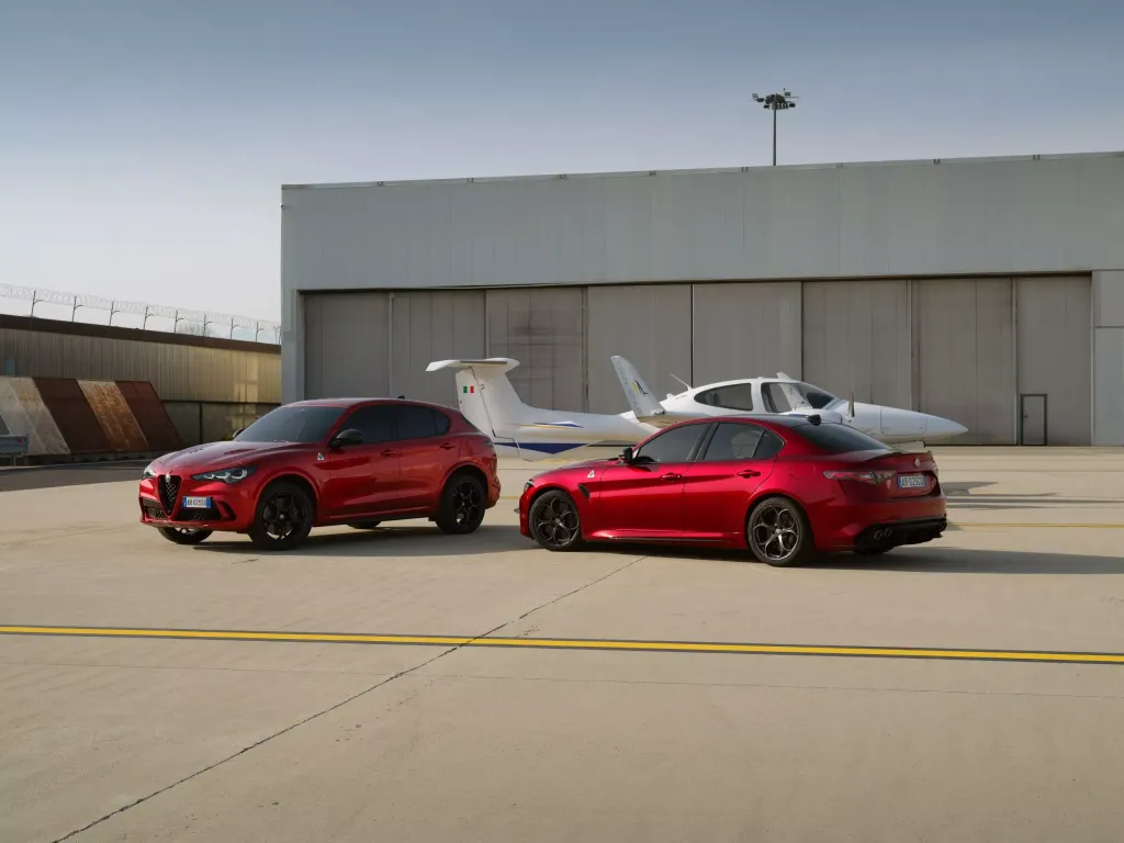 Alfa Romeo Giulia Quadrifoglio и Alfa Romeo Stelvio Quadrifoglio снова в строю: V6 остается, новое поколение ждут в 2028 году
