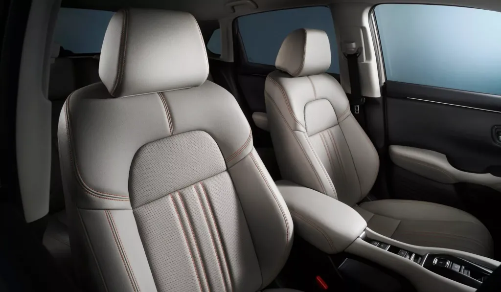 Honda ZR-V в Японии обновили: новые версии, цвета и только гибрид