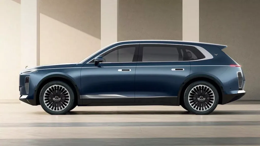 VinFast представил Lac Hong 800S и 900S — ультрароскошные электромобили с активной подвеской и мощностью 617 л.с.