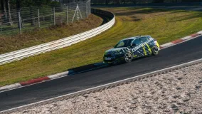 Новый Opel Corsa GSE замечен на тестах перед дебютом в Париже