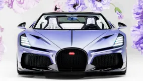 Особый Bugatti W16 Mistral Caroline получил фиолетовый карбон и цветочный декор