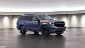Новый Ford Expedition 30th Anniversary Edition получил Blue Ember и черный стайлинг