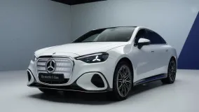 Mercedes-Benz C-Class Electric получил 482 л.с., запас до 762 км и экран Hyperscreen