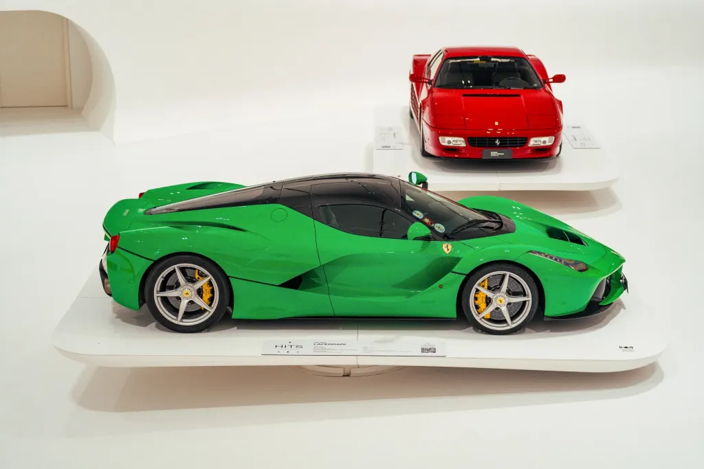 Единственный LaFerrari в цвете Signal Green выставят на аукцион RM Sotheby’s