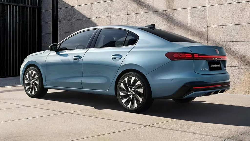 Volkswagen вывел в Китае седан Sagitar S с современным салоном и ценой от 79 800 юаней