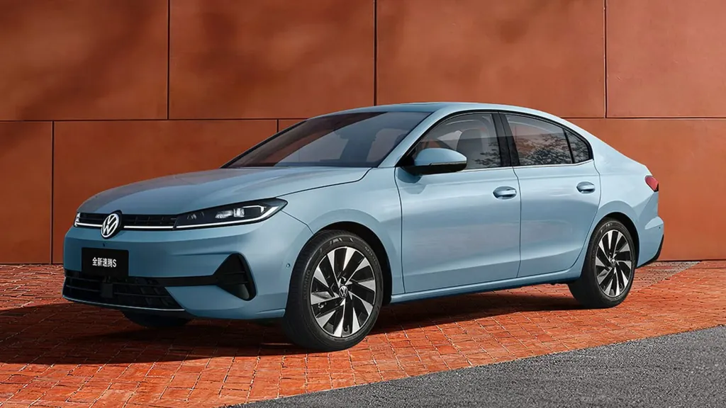 Volkswagen вывел в Китае седан Sagitar S с современным салоном и ценой от 79 800 юаней