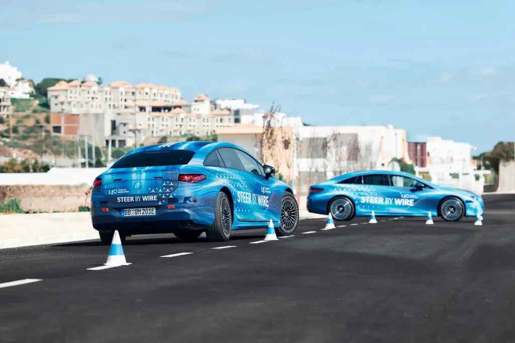 Mercedes готовит второй рестайлинг EQS с steer-by-wire и рулем-штурвалом