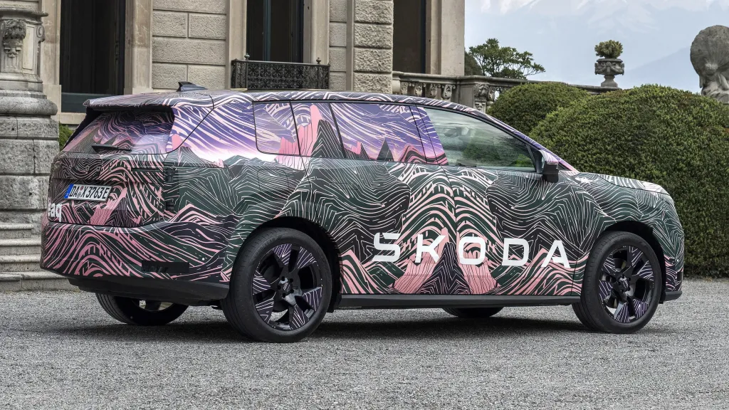 Новый Skoda Peaq станет самым большим электрокроссовером марки с 5 и 7 местами