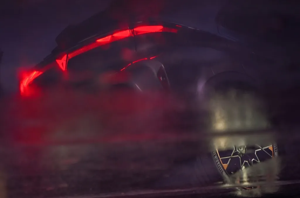 Новый Cupra Raval дебютирует 9 апреля как самый драйверский компактный EV на платформе MEB+