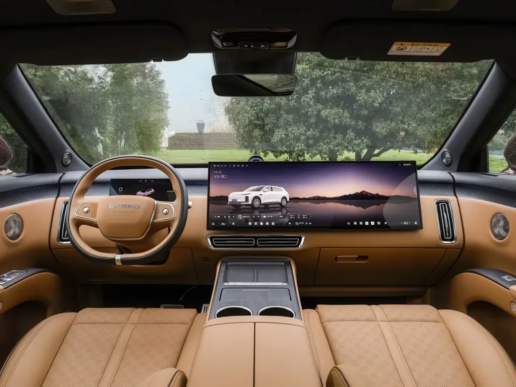 Chery Exeed EX7 вышел в Китае с EMB, 800-вольтовой зарядкой и запасом до 1520 км