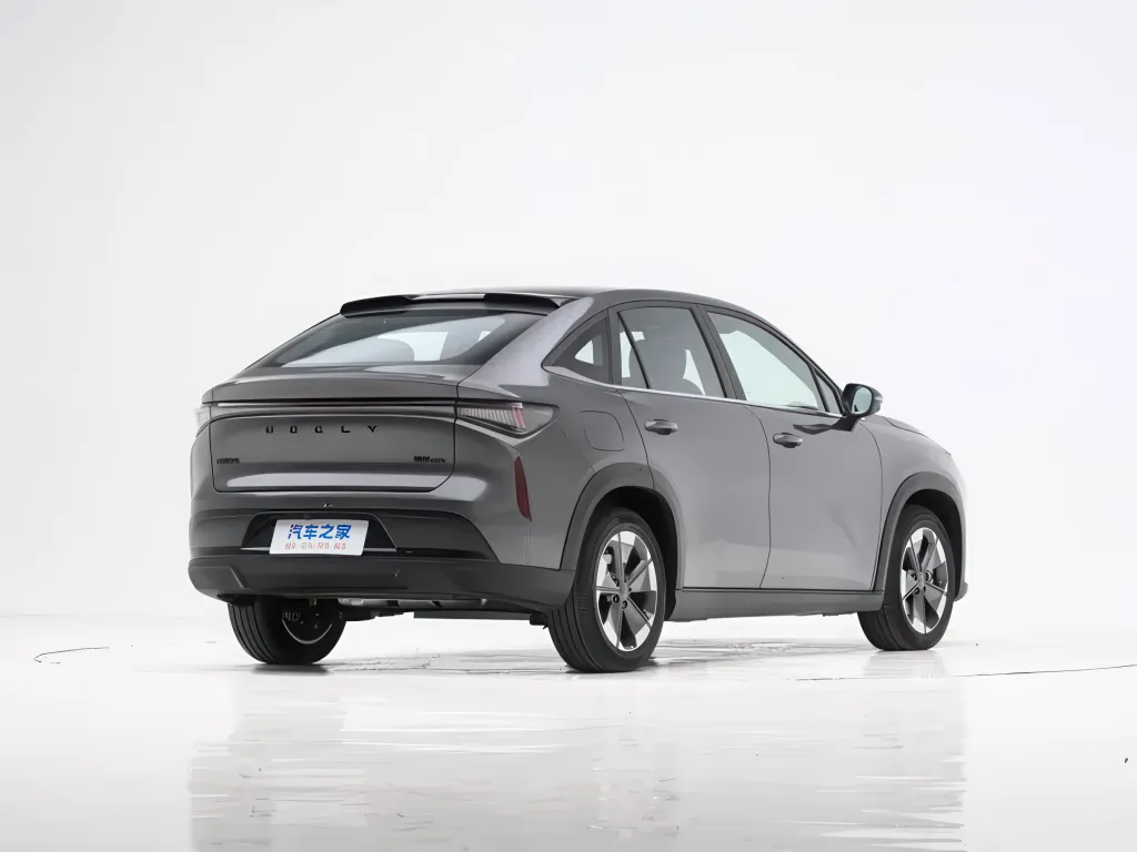 Новый Geely Boyue EREV получил до 375 км EV-запаса хода и до 1525 км суммарной дальности