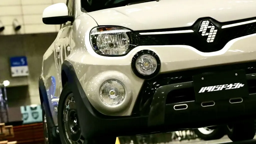 Hatano C’eLavie Cross сделал из Renault Twingo маленький Safari-хэтч с ценой комплекта от  500