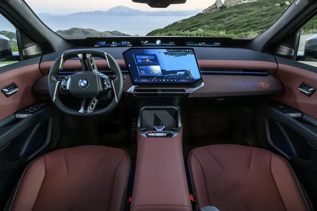 Новый BMW iX3 40 стал более доступной версией Neue Klasse-кроссовера с запасом хода до 636 км