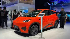 Обновленный BYD Seagull дебютировал в Пекине: лидар, 505 км хода и новый мотор на 60 кВт