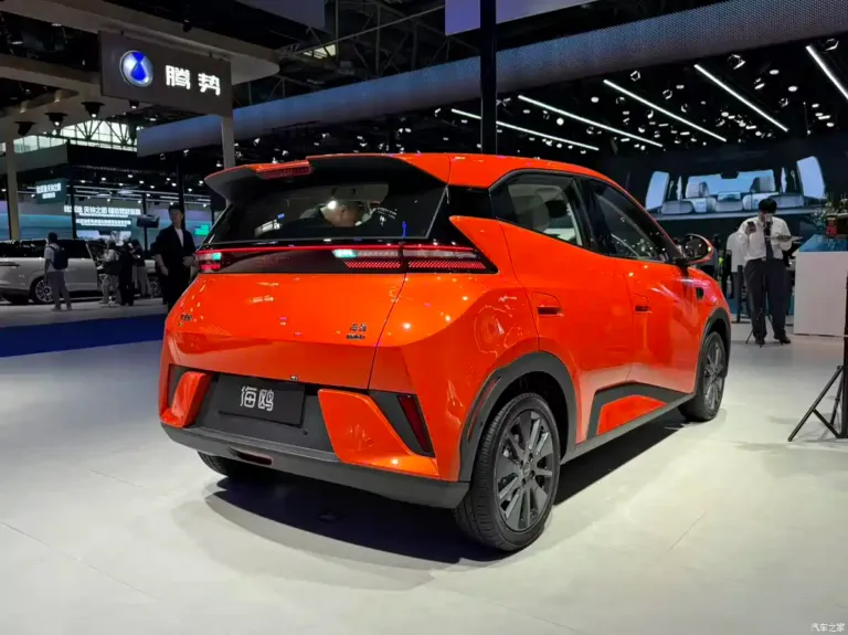 Обновленный BYD Seagull дебютировал в Пекине: лидар, 505 км хода и новый мотор на 60 кВт