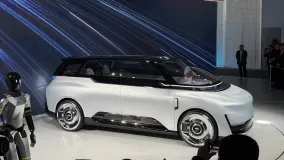 Geely показал роботакси Eva Cab: нативный прототип без руля готовят к коммерческому запуску в 2027 году