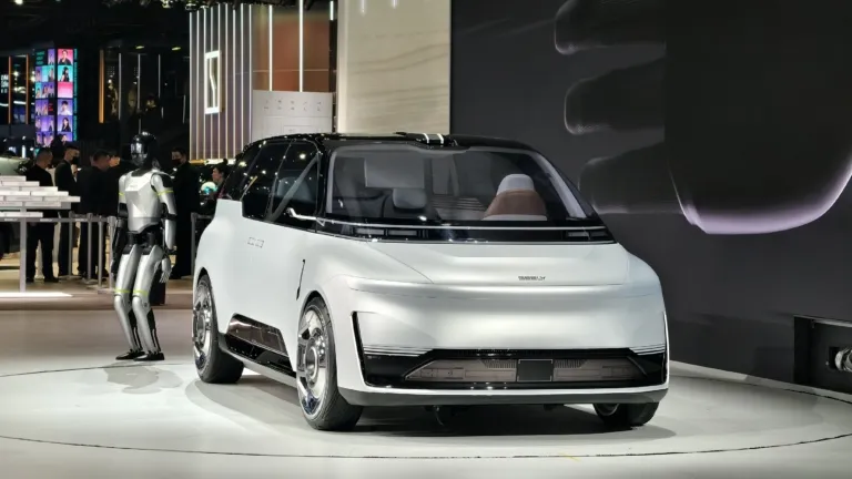 На автосалоне в Пекине показали BYD Ocean-V, Xiaomi Vision GT и Chery iCar RoBox