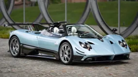 Pagani Zonda Cervino стал новой переработкой Roadster S с голубым кузовом, новым салоном и V12 7.4b