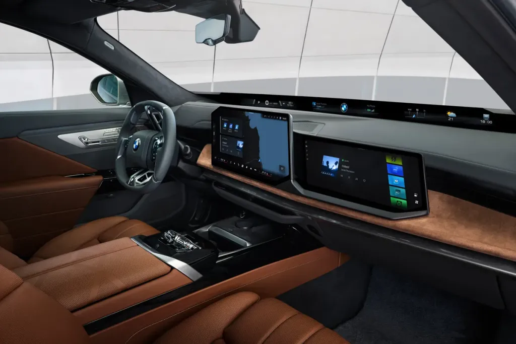 BMW 7-Series обновился: i7 перешел на цилиндрические ячейки, 112,5 кВт·ч и запас более 350 миль