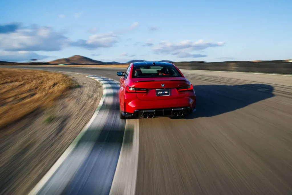 BMW M3 CS Handschalter выйдет в Северной Америке с 6-ступенчатой механикой, задним приводом и 473 л.с.