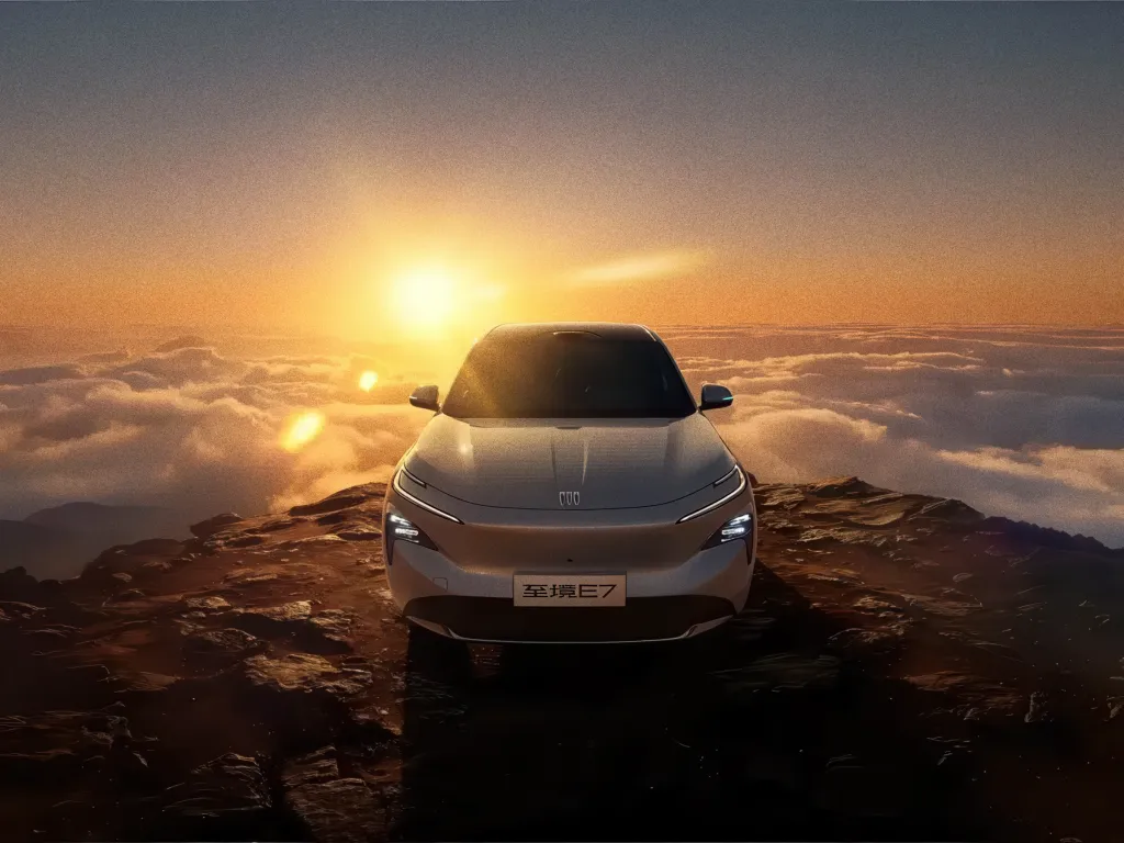 Buick Electra E7 PHEV стартовал в Китае: 235 км на электротяге, LiDAR и цена от 159 900 юаней