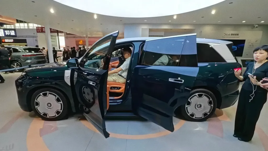 BYD Great Tang EV вышел на предзаказ: до 950 км хода, 3,9 секунды до 100 км/ч и 1000-вольтовая архитектура