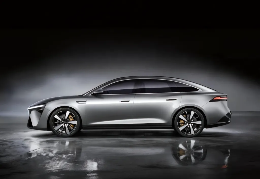 Chery Arrizo X дебютировал с коэффициентом 0,196 Cd и стал витриной следующего поколения бензиновых и гибридных седанов