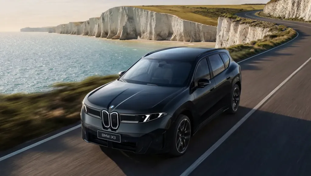 BMW i3 Long Wheelbase и iX3 Long Wheelbase стартовали в Китае с локальной цифровой экосистемой