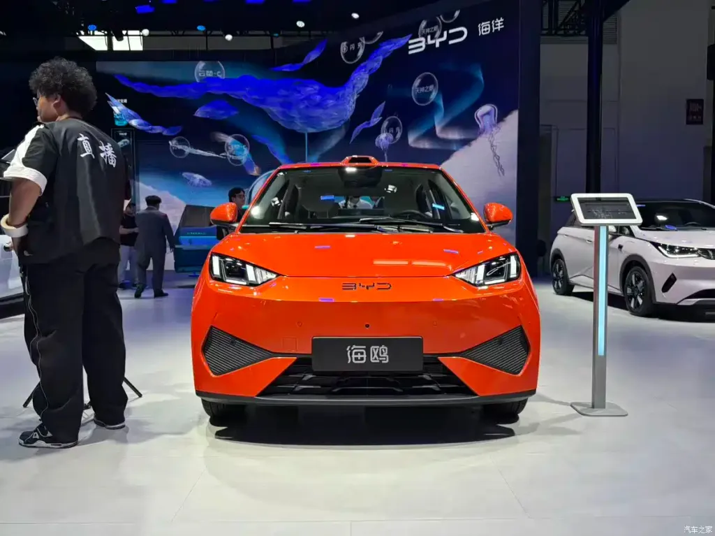 Обновленный BYD Seagull дебютировал в Пекине: лидар, 505 км хода и новый мотор на 60 кВт