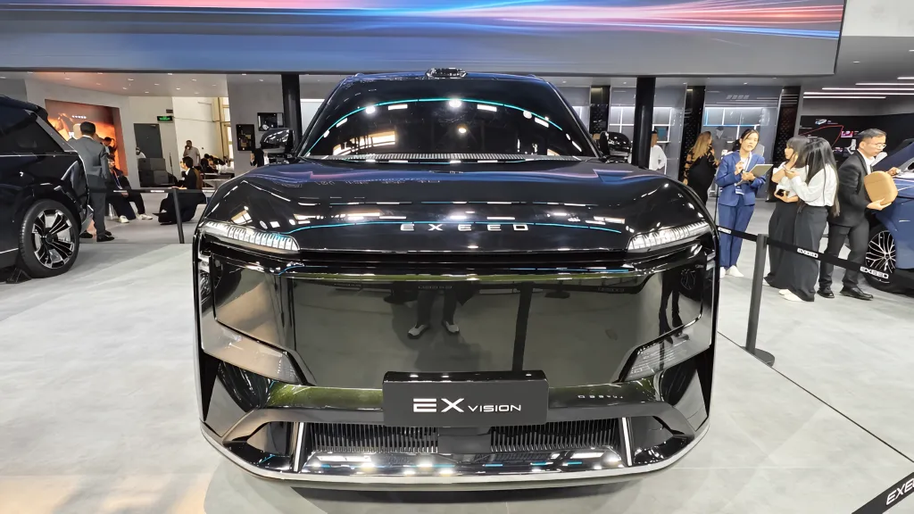 Exeed представил EX Vision в Пекине и показал, как будет развивать флагманские SUV