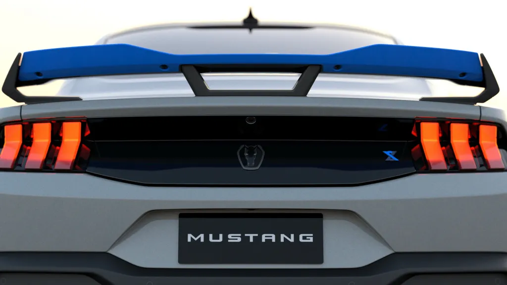 Ford Mustang Dark Horse T8-Spec получил трековые доработки Triple Eight и цену AU$138 888