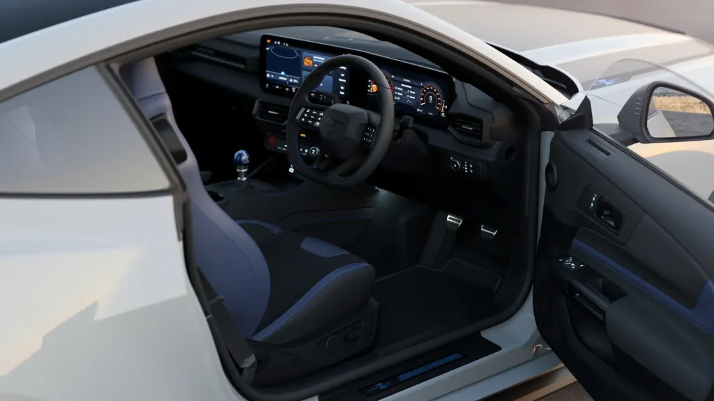 Ford Mustang Dark Horse T8-Spec получил трековые доработки Triple Eight и цену AU$138 888